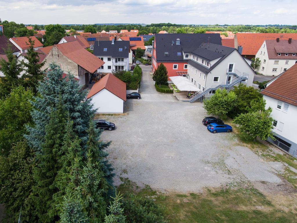 Landgasthof Zahn Elchingen Exterior photo